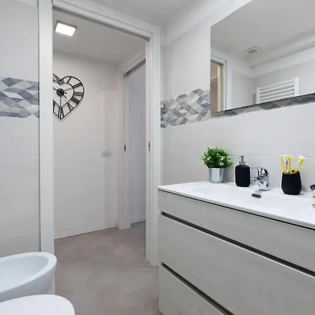 Three-suite With Free Netflix And Fast Wifi Lejlighed