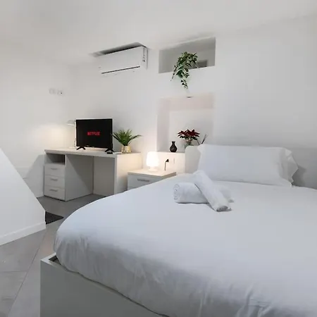 Lejlighed Three-suite With Free Netflix And Fast Wifi Milano